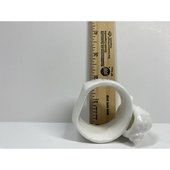 Vintage White Seashell Napkin Rings Set of 4 White Nautical Ocean Conch Shells - Picture 10 of 11